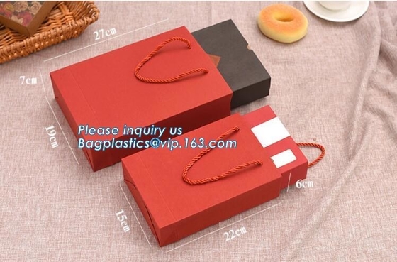 Maakte het luxe Aangepaste Goud Druk van de Embleem de volledige die kleur door 250gsm C1S Art Gift Shopping Paper Bag met Lintboog Han wordt gemaakt in reliëf